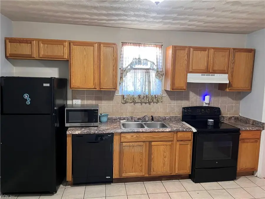 2424 West Avenue, Norfolk, VA 23504 - Image #3