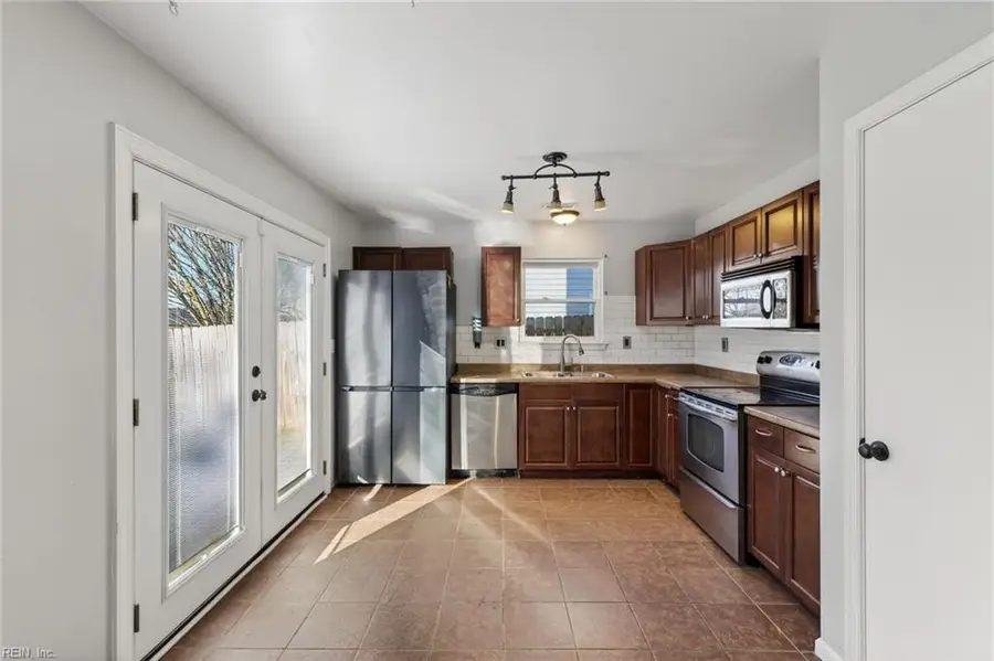 5380 Glenville Circle, Virginia Beach, VA 23464 - Image #3