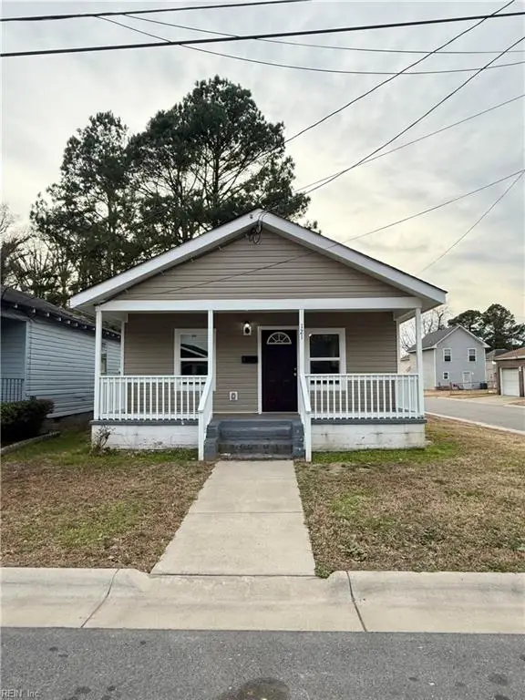 121 S 10th Street, Suffolk, VA 23434