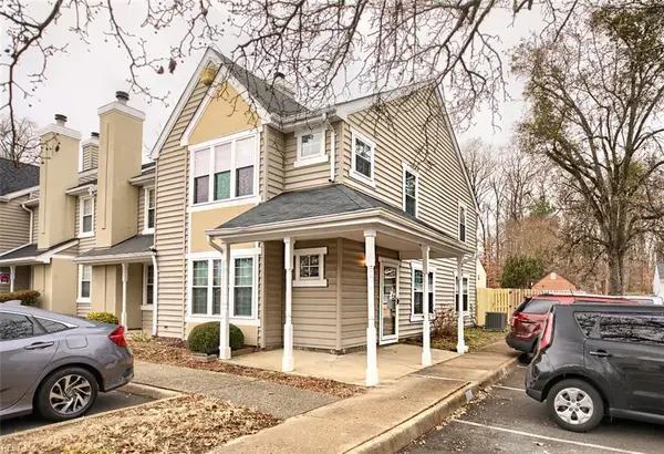 360 Rivers Ridge Circle, Newport News, VA 23608