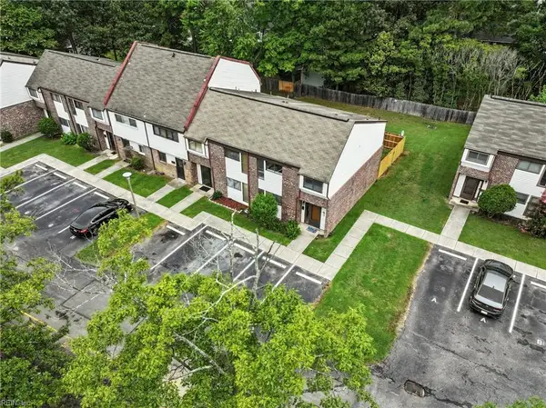 121 Windsor Pines Way #J, Newport News, VA 23608