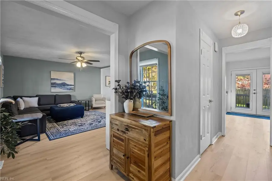 737 Albemarle Court, Chesapeake, VA 23322 - Image #2