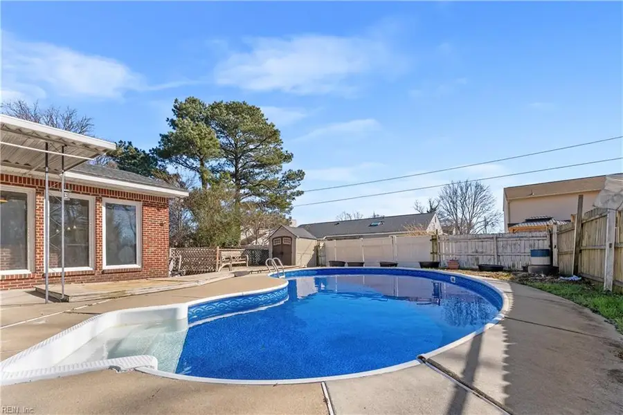 620 De Laura Lane, Virginia Beach, VA 23455 - Image #2