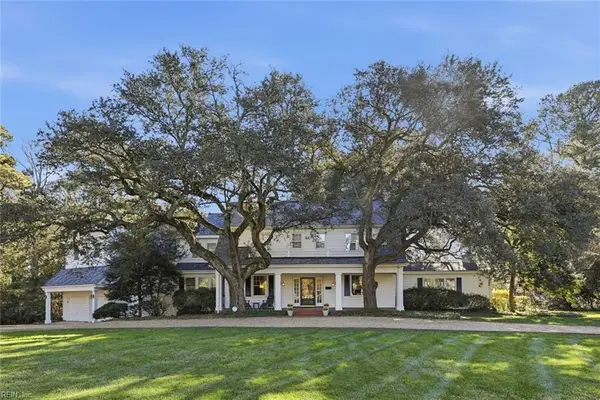 1048 Algonquin Road, Norfolk, VA 23505