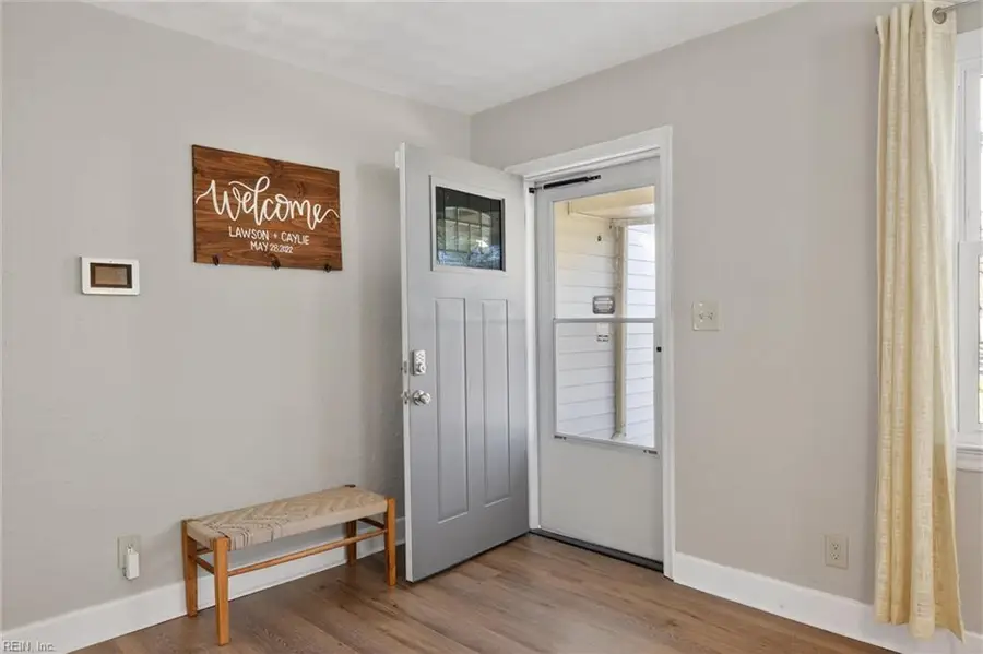 5625 Larry Avenue, Virginia Beach, VA 23462 - Image #2