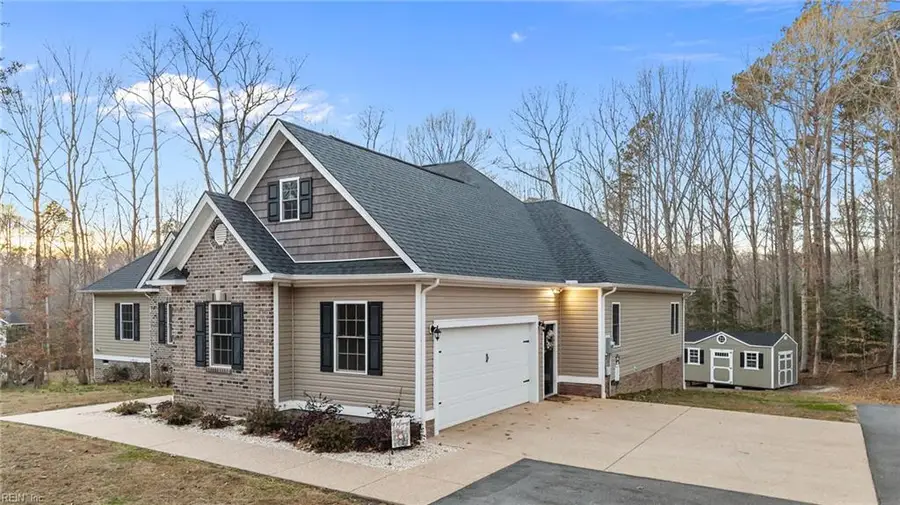 758 Mariners Woods Drive, Hartfield, VA 23071 - Image #2