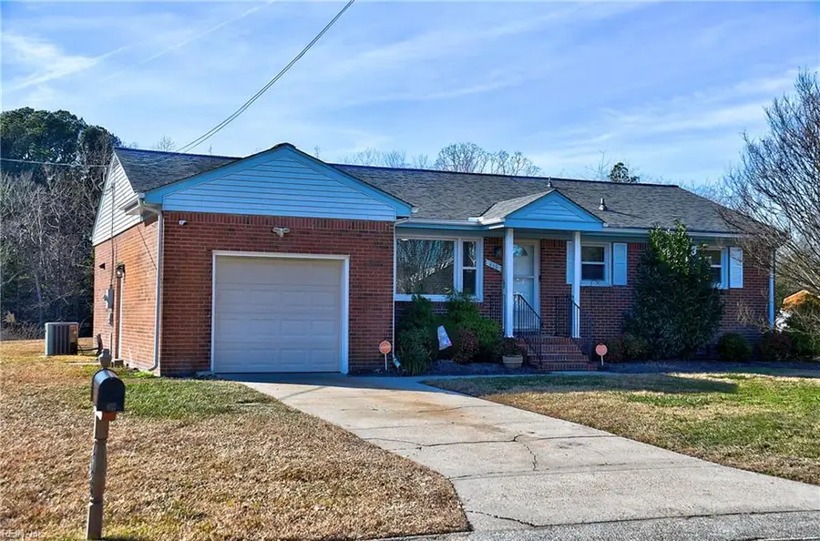 448 Plummer Drive, Chesapeake, VA 23323 - Image #2