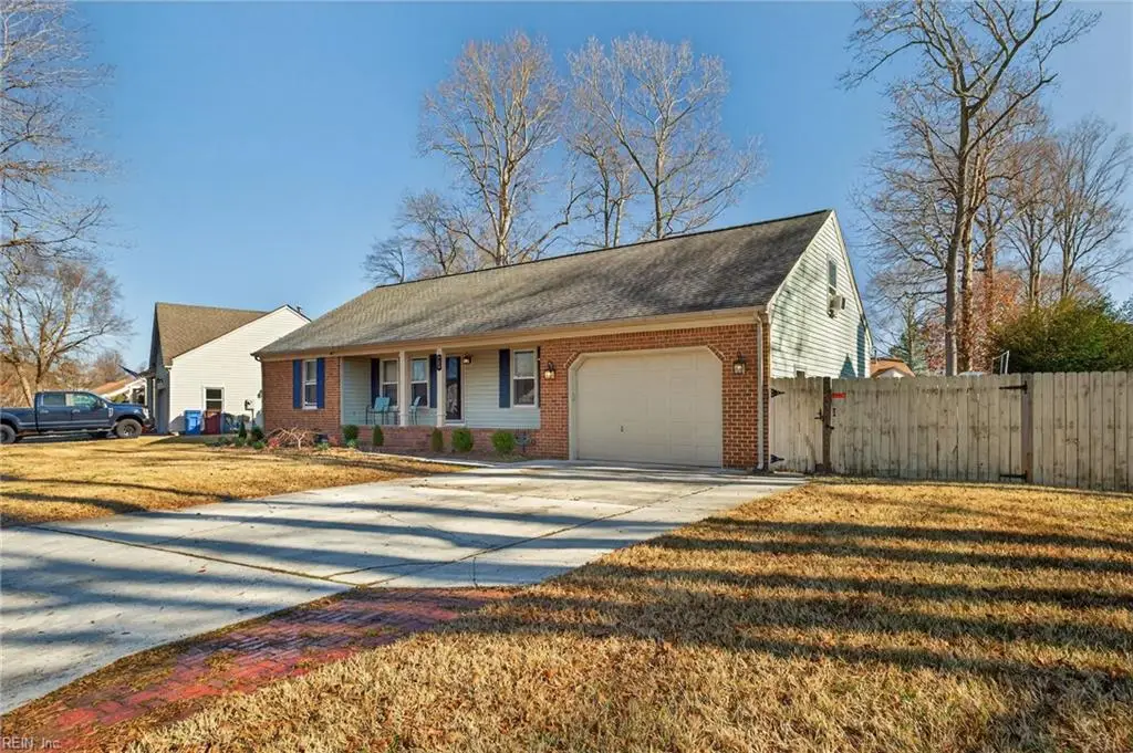 929 Brandermill Drive, Chesapeake, VA 23322 - Image #1