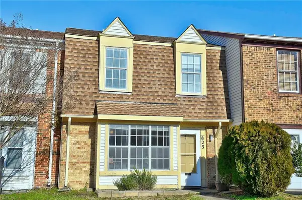 823 Spence Cir, Virginia Beach, VA 23462
