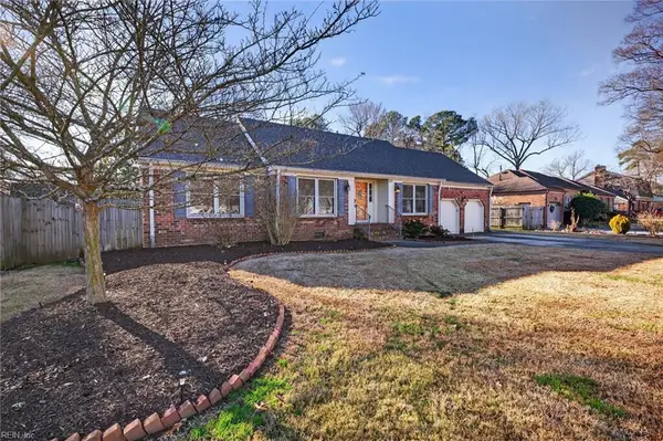 229 Vanette Drive, Chesapeake, VA 23322