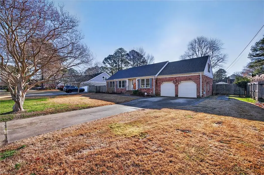 229 Vanette Drive, Chesapeake, VA 23322 - Image #3