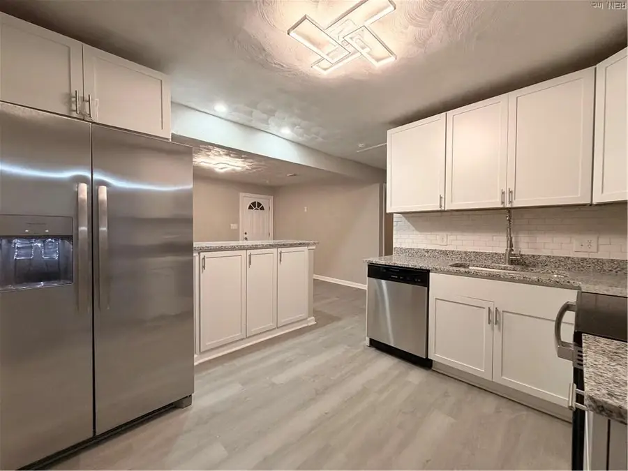 7 N Colin Drive, Portsmouth, VA 23701 - Image #2