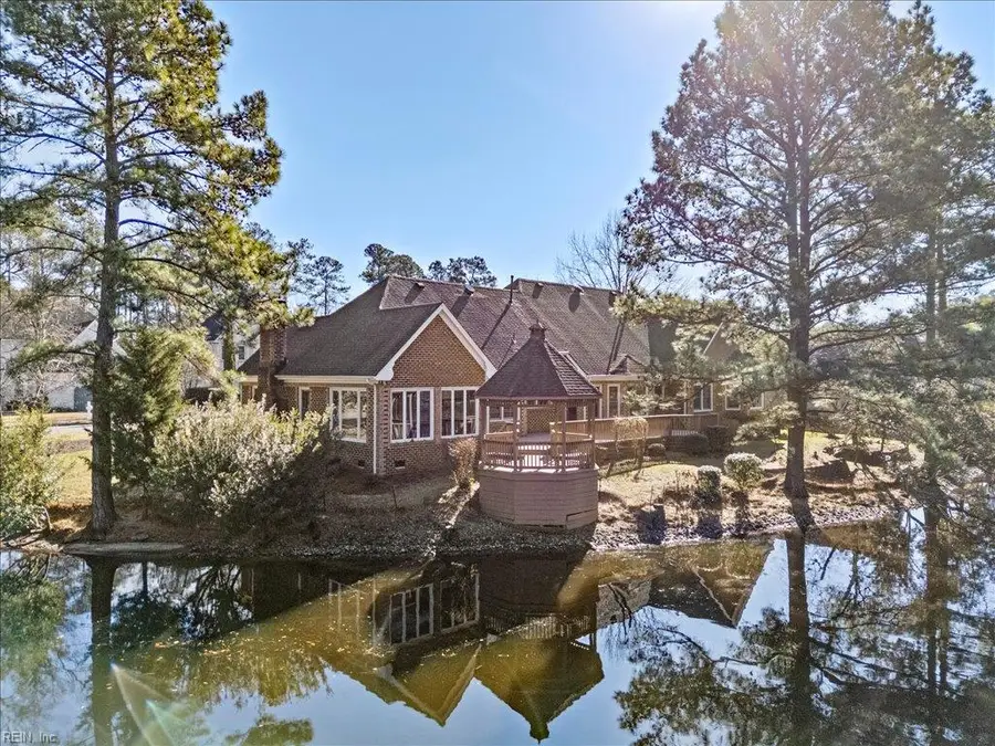 240 Marsh Island Drive, Chesapeake, VA 23320 - Image #2