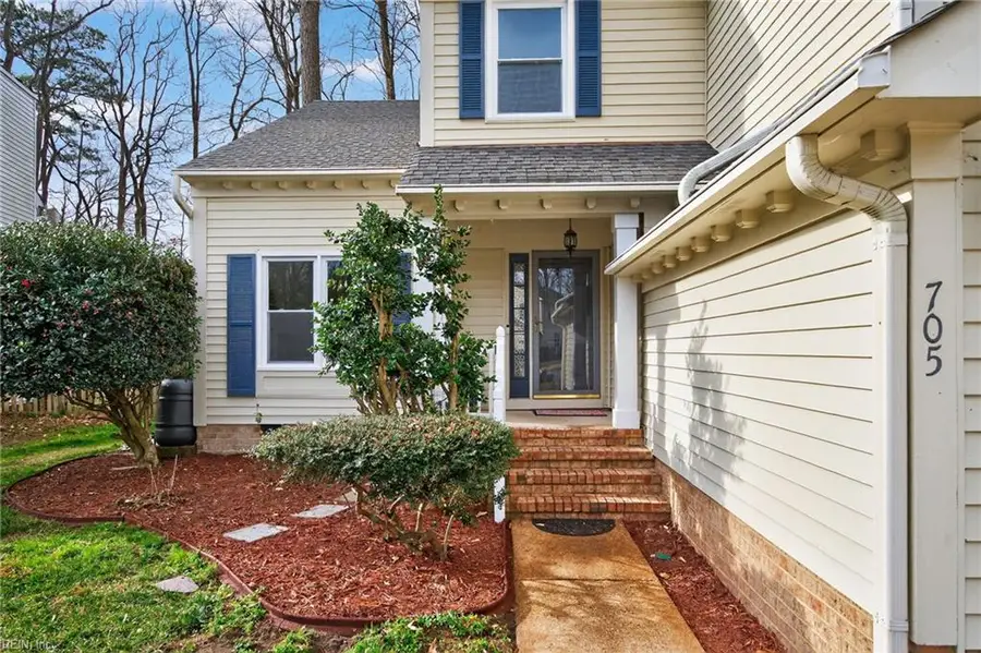 705 Broadleaf Crossing, Chesapeake, VA 23320 - Image #3