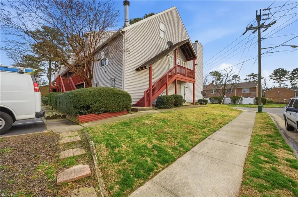 500 Barberton Drive #201, Virginia Beach, VA 23451 - Image #1