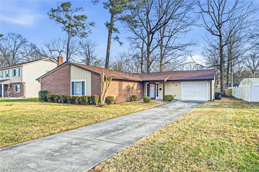 16 Admiral Court, Hampton, VA 23669 - Image #2