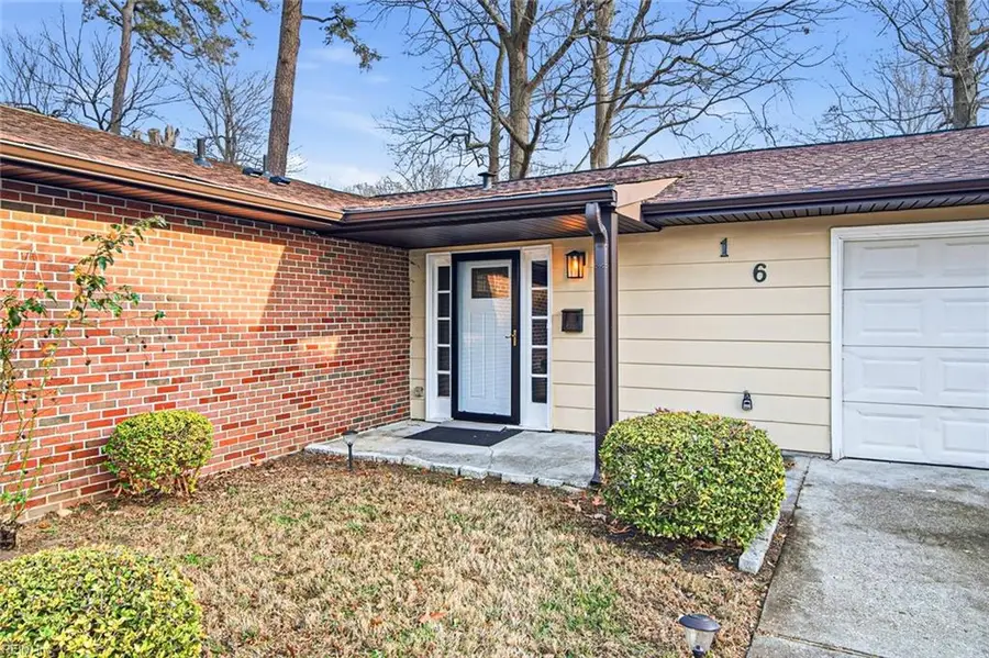 16 Admiral Court, Hampton, VA 23669 - Image #3