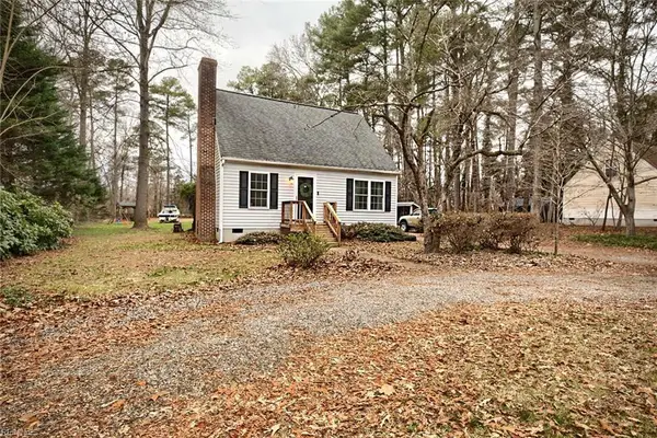 6288 Jones Creek Drive, Gloucester, VA 23061