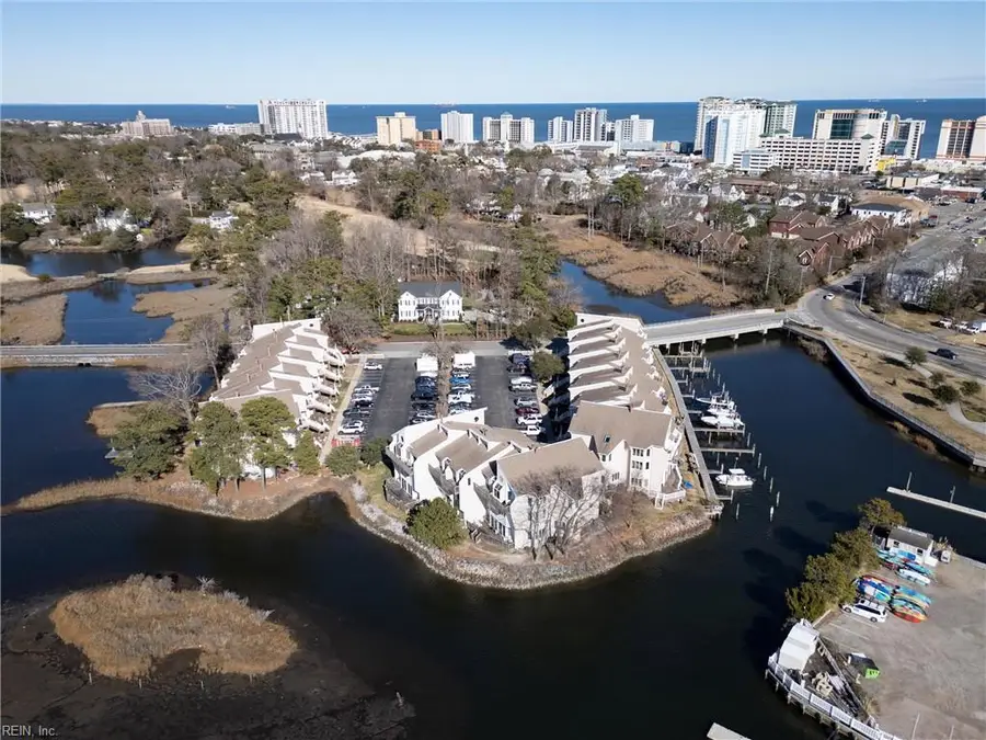 100 Pinewood Road #212, Virginia Beach, VA 23451 - Image #2