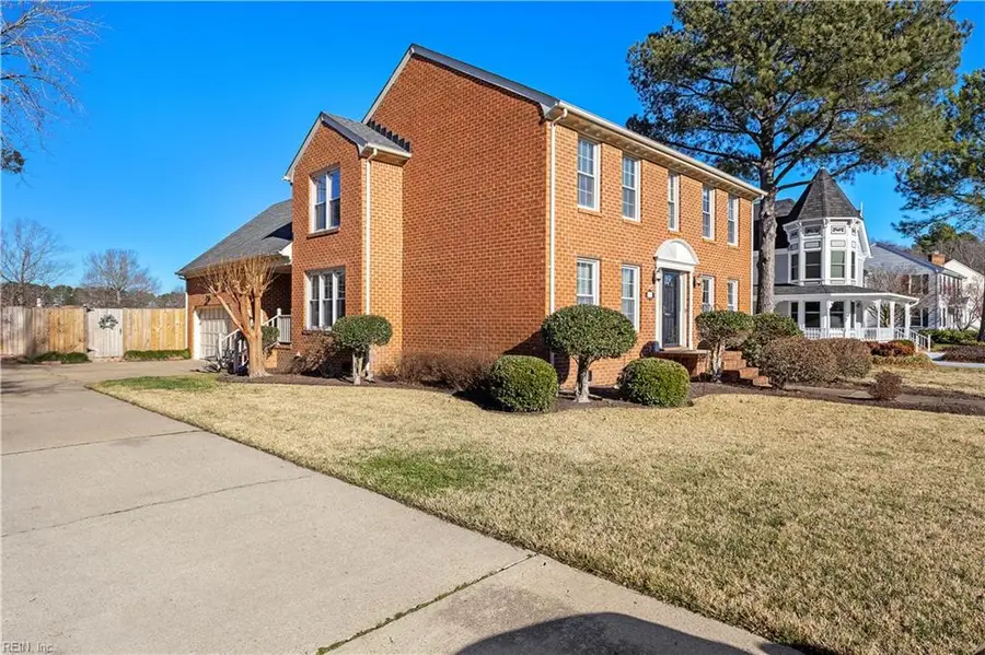 344 Barcelona Drive, Chesapeake, VA 23322 - Image #2