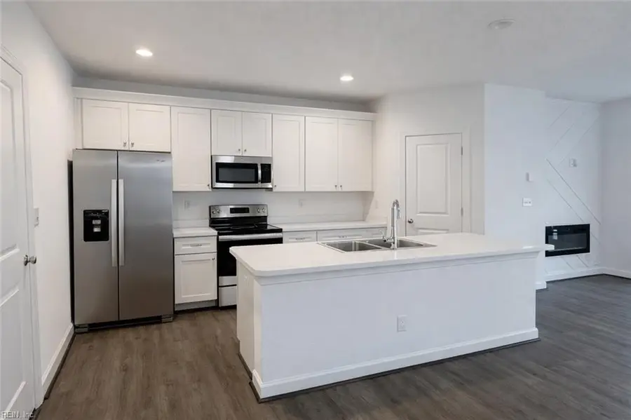 2449 Fieldsway Drive, Chesapeake, VA 23320 - Image #2