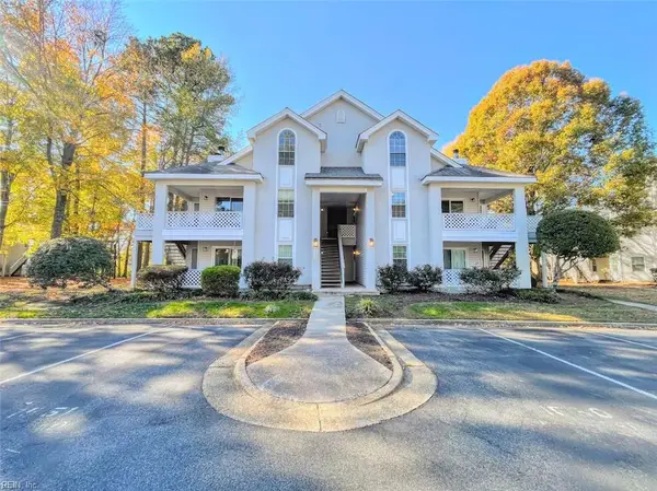 720 Inlet Quay #H, Chesapeake, VA 23320