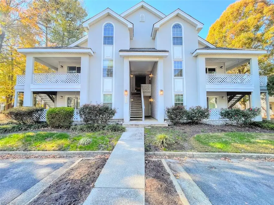 720 Inlet Quay #H, Chesapeake, VA 23320 - Image #2