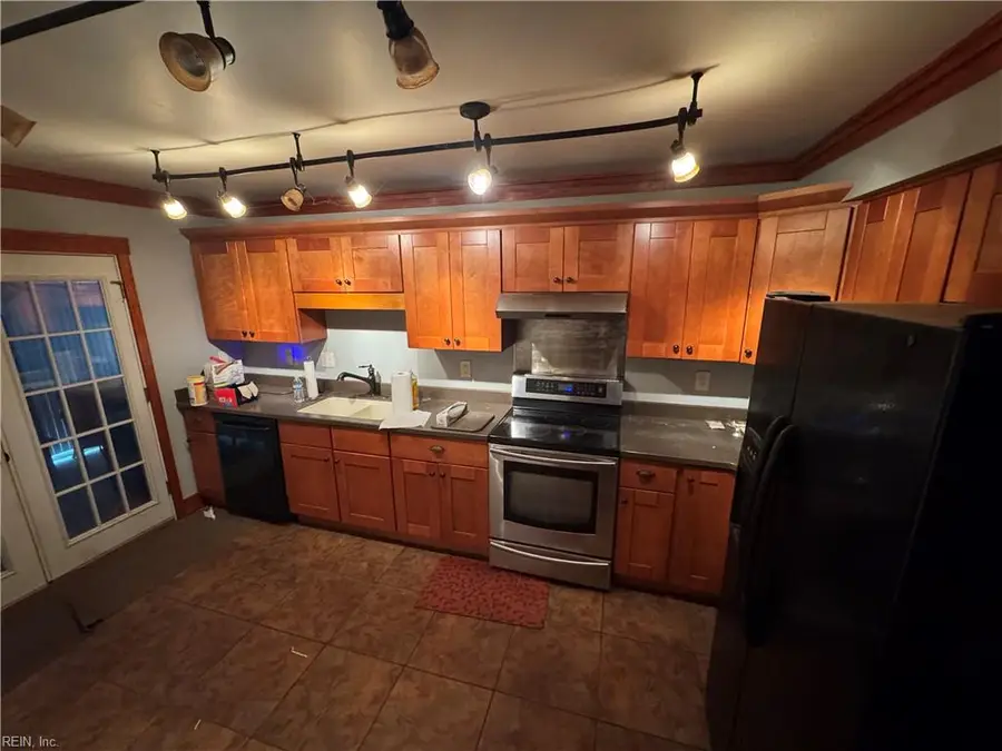 1824 Slalom Drive, Virginia Beach, VA 23453 - Image #3