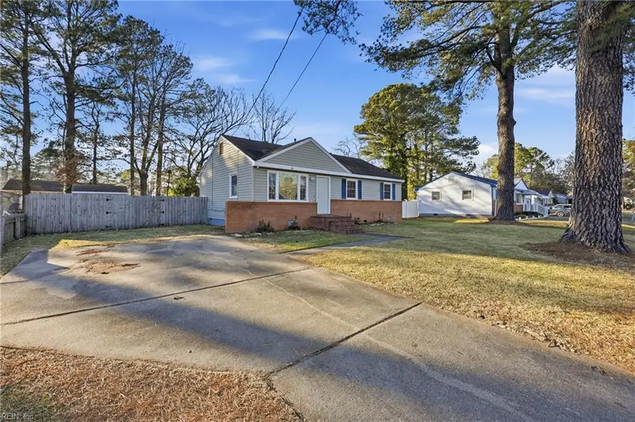 2004 Elmhurst Lane, Portsmouth, VA 23701 - Image #3