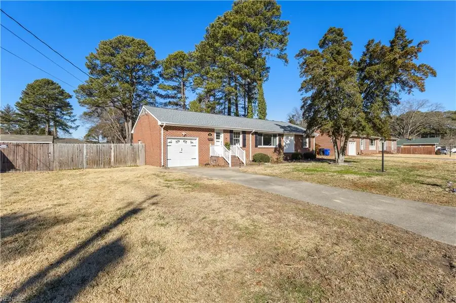 304 Dominion Road, Portsmouth, VA 23701 - Image #2