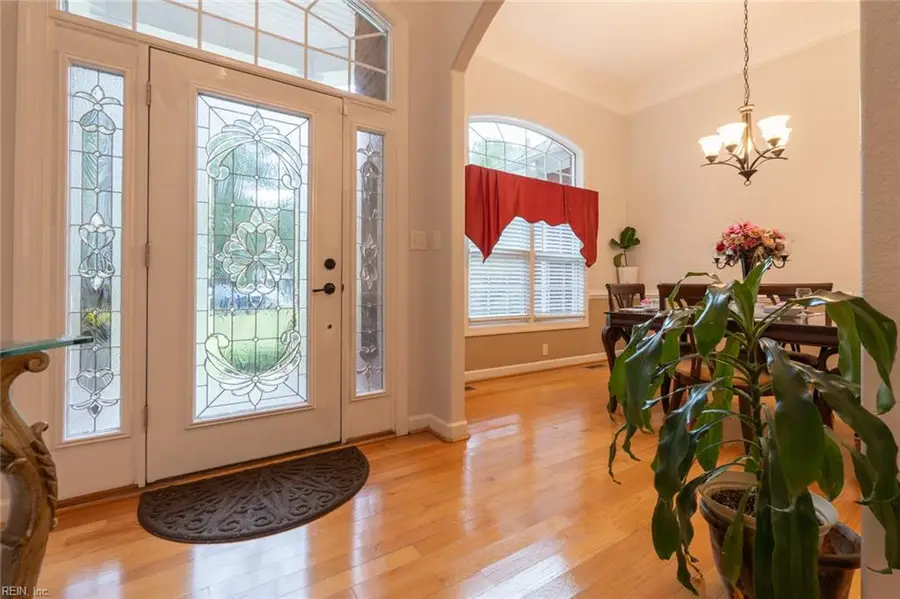 732 Washington Drive, Chesapeake, VA 23322 - Image #3