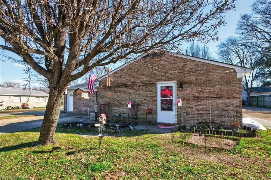 7934 Thompson Road, Norfolk, VA 23510 - Image #2