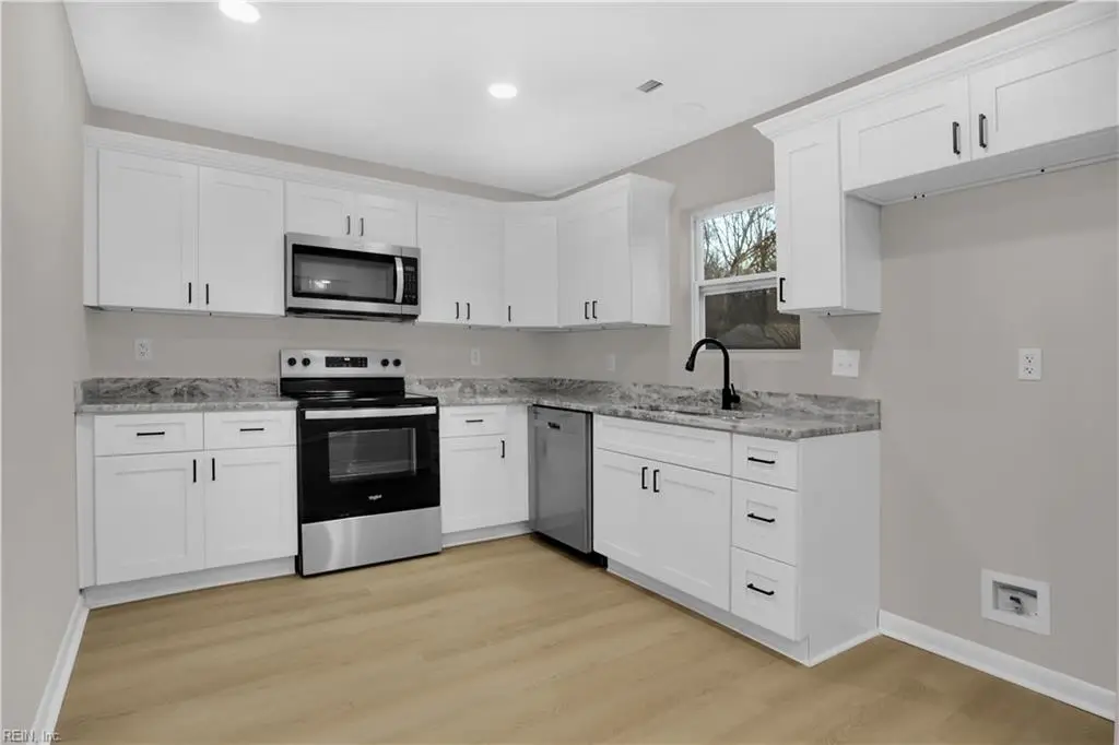 16209 Smithfield Heights Drive, Smithfield, VA 23430 - Image #1