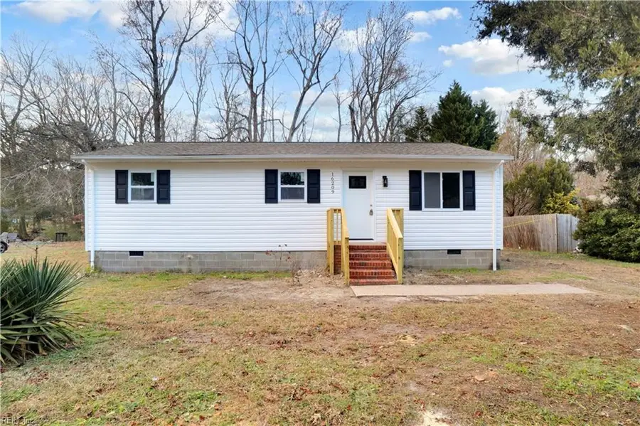 16209 Smithfield Heights Drive, Smithfield, VA 23430 - Image #2