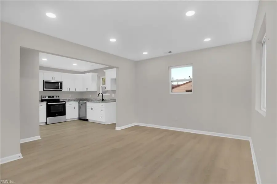 16209 Smithfield Heights Drive, Smithfield, VA 23430 - Image #3