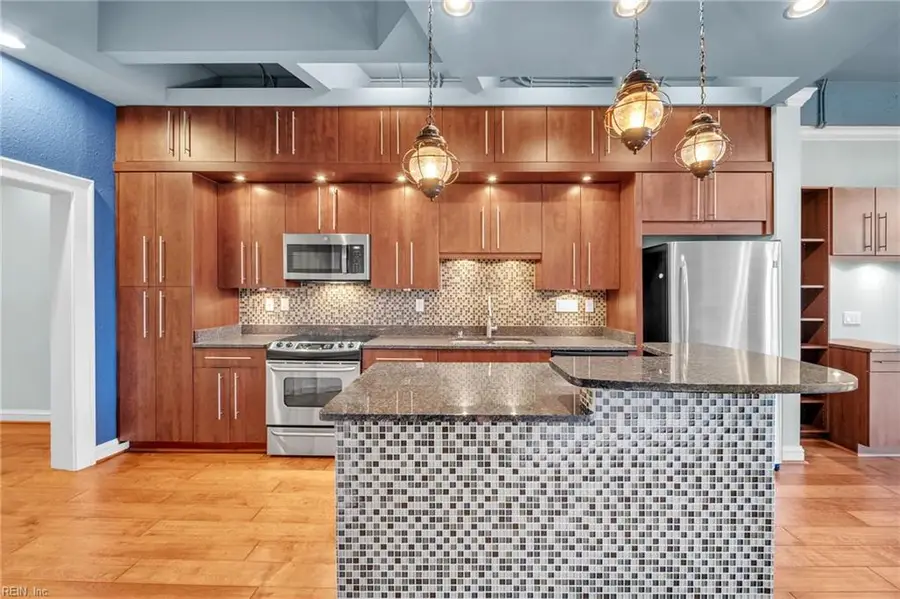 415 Saint Pauls Boulevard #407, Norfolk, VA 23510 - Image #2