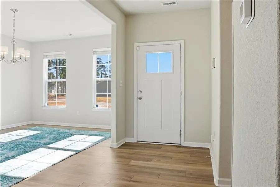 203 Westonia Road, Chesapeake, VA 23323 - Image #3