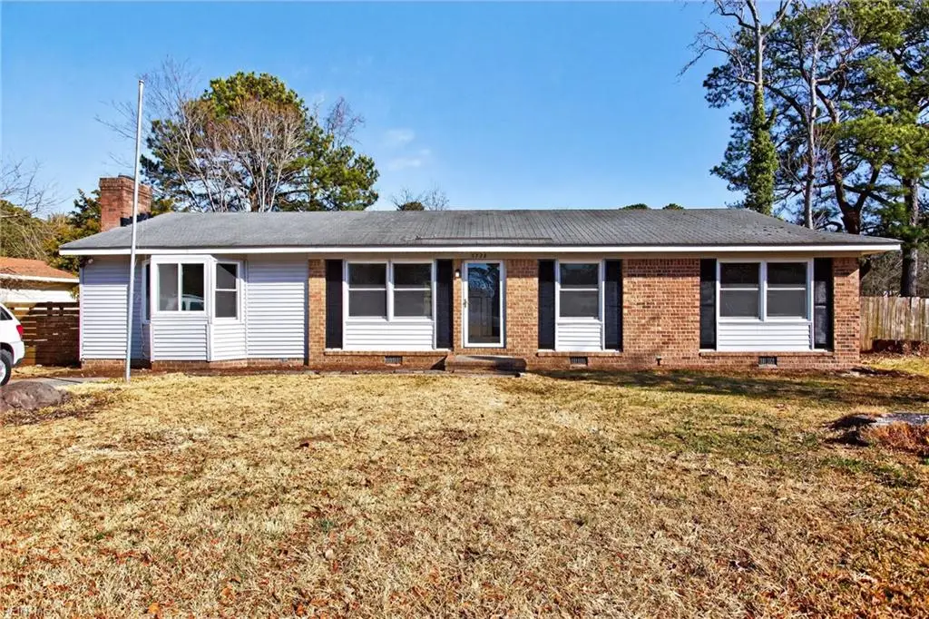 3728 Cardinal Lane, Portsmouth, VA 23703 - Image #1
