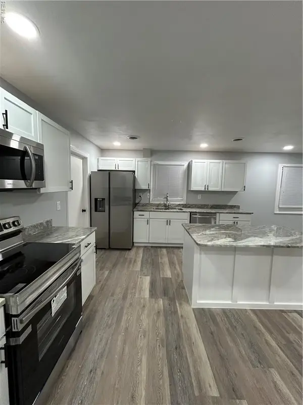 2044 Miller Avenue, Chesapeake, VA 23320