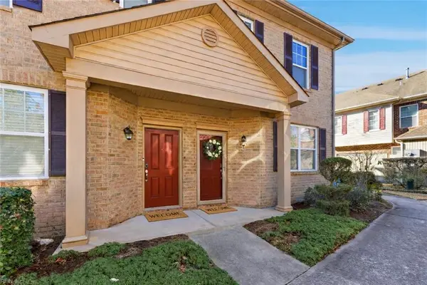 538 Hadleybrook Drive, Chesapeake, VA 23320