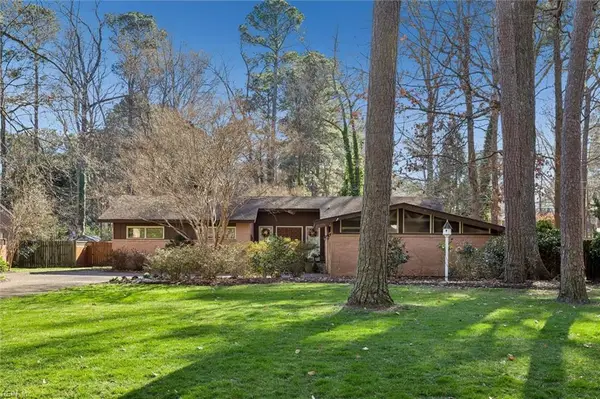 106 Cove Crescent, Yorktown, VA 23692