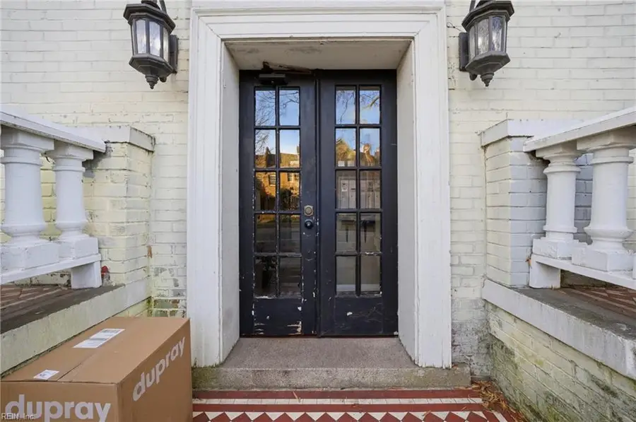 1015 Colonial Avenue #4, Norfolk, VA 23507 - Image #2