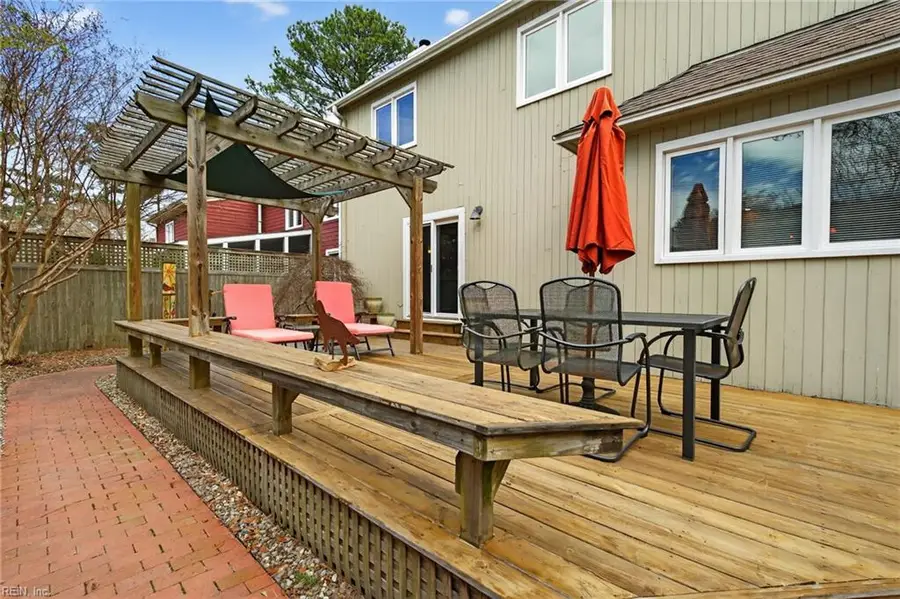 1105 Birdneck Lake Drive, Virginia Beach, VA 23451 - Image #3