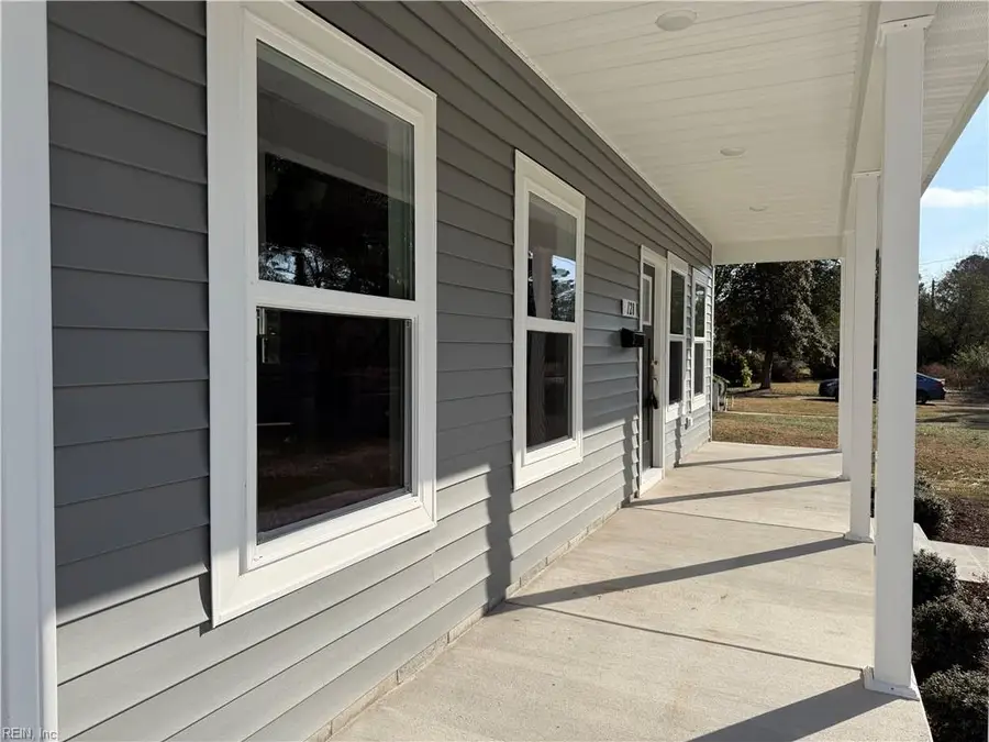 128 Blake Rd, Norfolk, VA 23505 - Image #3