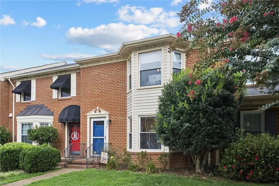 972 Colonial Meadows Way, Virginia Beach, VA 23451 - Image #3