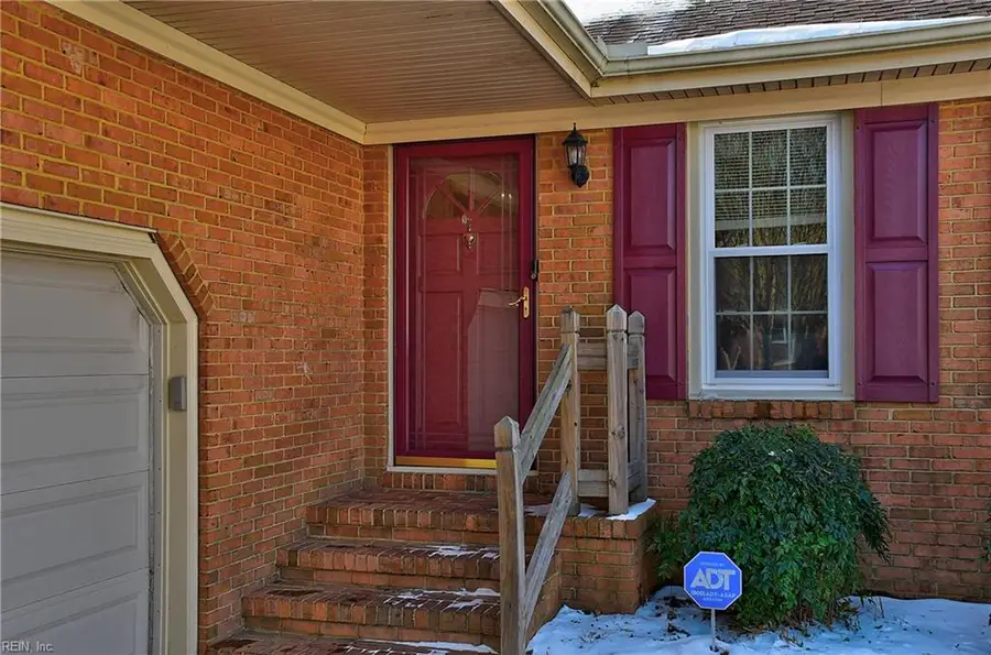 5137 Violet Bank Drive, Virginia Beach, VA 23464 - #3