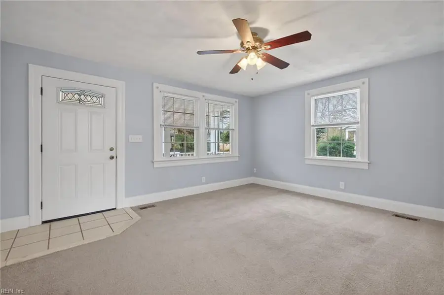 121 W Government Avenue, Norfolk, VA 23503 - #3