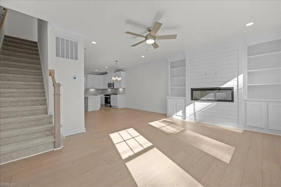 639 22nd Street #D, Virginia Beach, VA 23451 - Image #3