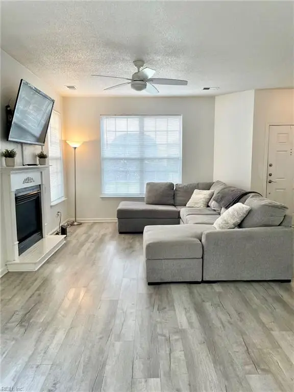 2013 Picardy Court, Virginia Beach, VA 23454 - Image #2