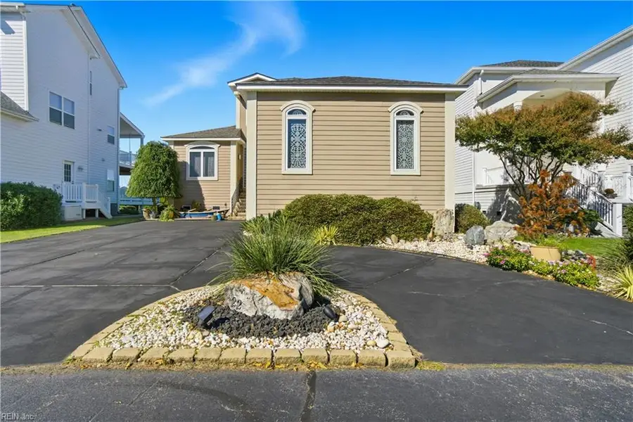 22 Channel Lane, Hampton, VA 23664 - Image #2
